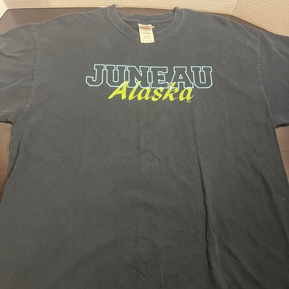 Gildan Ultra Cotton Juneau AlaskaMens XL Black Graphic Tee Souvenir Short Sleeve